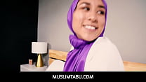 MuslimTabu  -  Horny Perv Peeps On Beauty Babe In Hijab Vanessa Vox